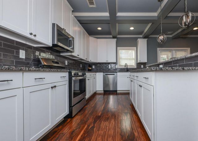 4669 Sierra Creek Drive, Hoschton, GA 30548