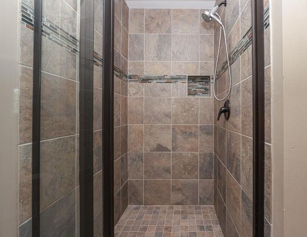 4669 Sierra Creek Drive, Hoschton, GA 30548