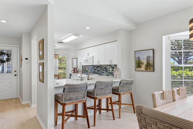 6401 APPROACH ROAD 32, Sarasota, FL 34238