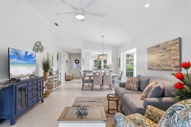 6401 APPROACH ROAD 32, Sarasota, FL 34238