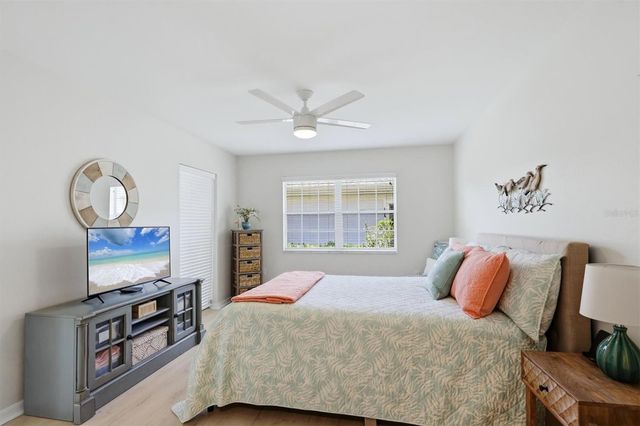 6401 APPROACH ROAD 32, Sarasota, FL 34238