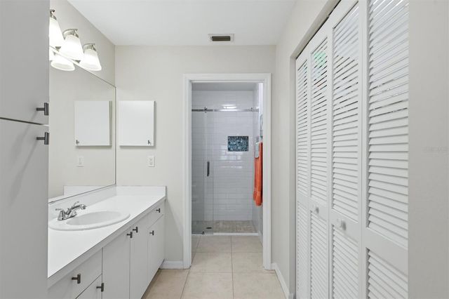 6401 APPROACH ROAD 32, Sarasota, FL 34238