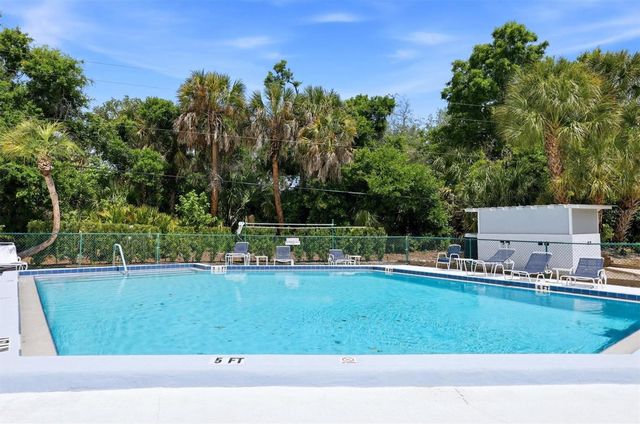 6401 APPROACH ROAD 32, Sarasota, FL 34238