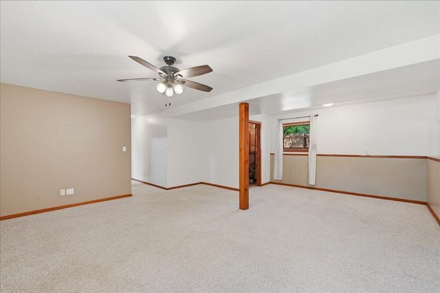 1809 Peachtree Drive, Valparaiso, IN 46383