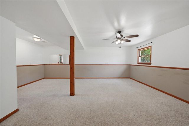 1809 Peachtree Drive, Valparaiso, IN 46383