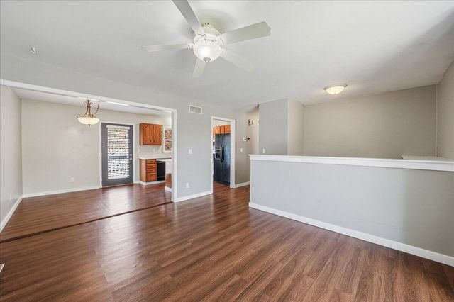1809 Peachtree Drive, Valparaiso, IN 46383