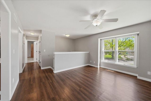 1809 Peachtree Drive, Valparaiso, IN 46383