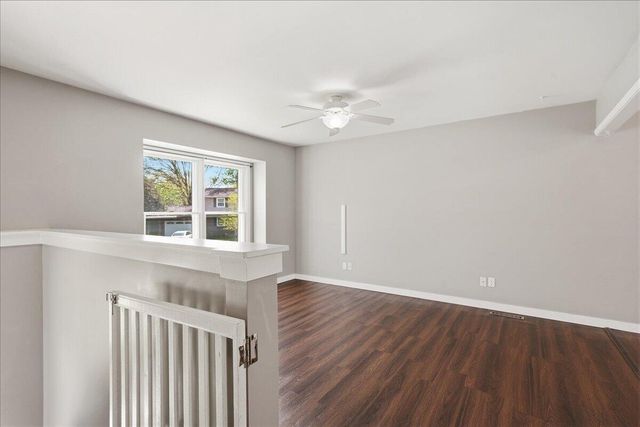 1809 Peachtree Drive, Valparaiso, IN 46383