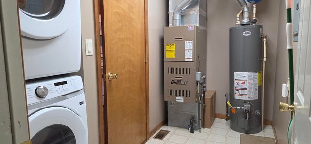 705 Elm Court SW, Demotte, IN 46310