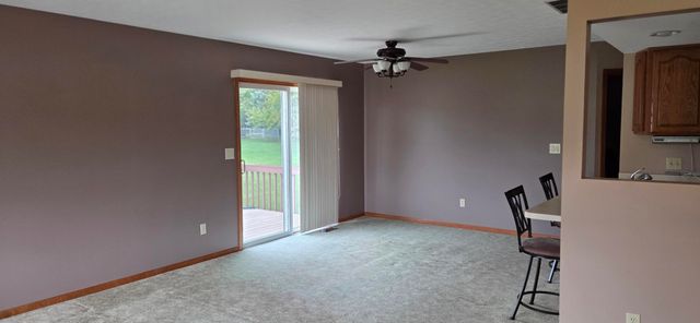 705 Elm Court SW, Demotte, IN 46310