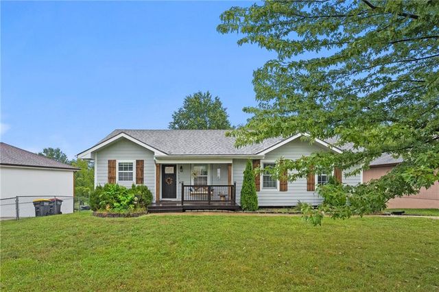 617 Lodwick Lane, Excelsior Springs, MO 64024