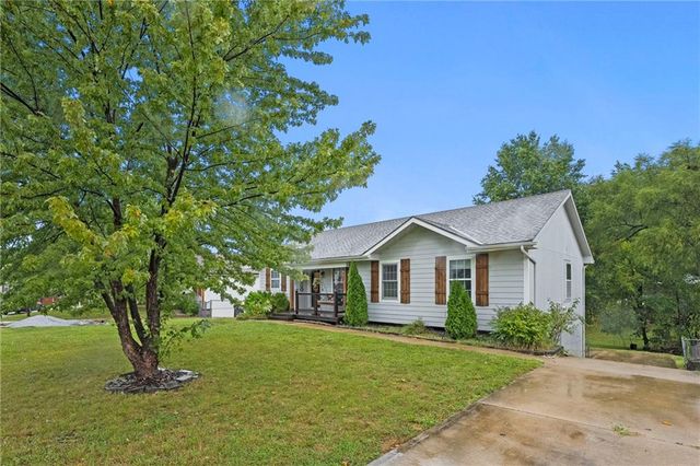 617 Lodwick Lane, Excelsior Springs, MO 64024