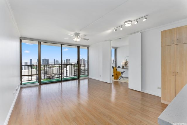 1201 Wilder Avenue 2404, Honolulu, HI 96822