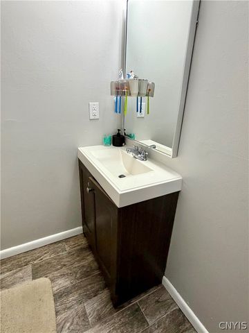 279 Cedar Court, Van Buren, NY 13027