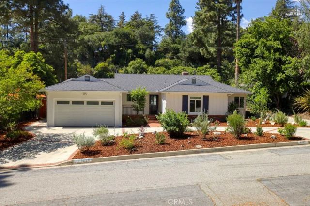 5127 Solliden Lane, La Canada Flintridge, CA 91011
