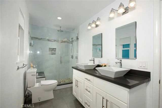 5127 Solliden Lane, La Canada Flintridge, CA 91011