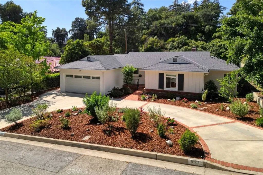 5127 Solliden Lane, La Canada Flintridge, CA 91011