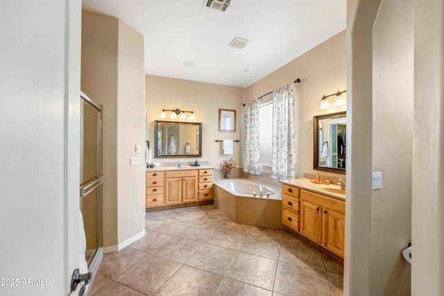 7942 N BLAKEY Lane, Tucson, AZ 85743