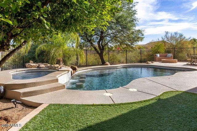 7942 N BLAKEY Lane, Tucson, AZ 85743