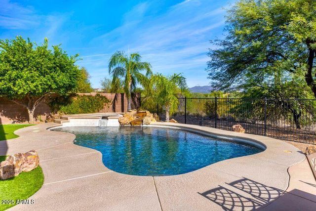 7942 N BLAKEY Lane, Tucson, AZ 85743