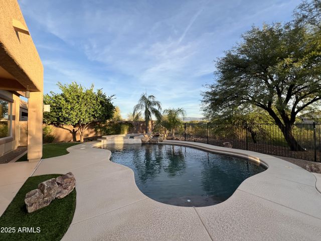 7942 N BLAKEY Lane, Tucson, AZ 85743