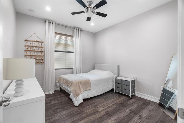 8095 Baltic Amber, Delray Beach, FL 33446