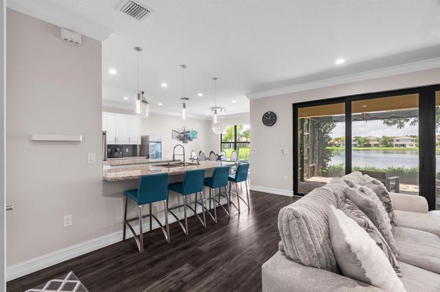 8095 Baltic Amber, Delray Beach, FL 33446