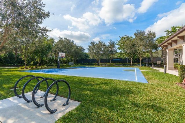 8095 Baltic Amber, Delray Beach, FL 33446