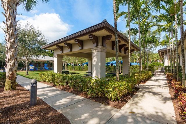 8095 Baltic Amber, Delray Beach, FL 33446