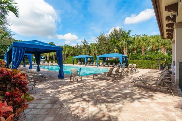 8095 Baltic Amber, Delray Beach, FL 33446