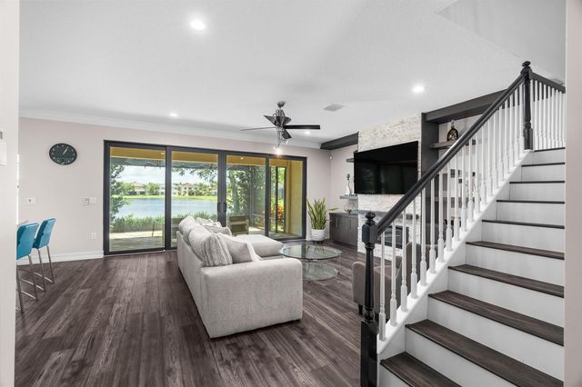 8095 Baltic Amber, Delray Beach, FL 33446