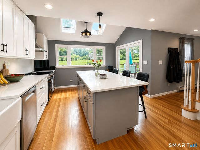 7 Merryall Road, New Milford, CT 06776