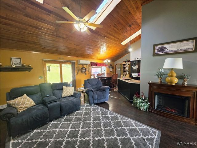 3915 Gile Hollow Road, Hinsdale, NY 14743