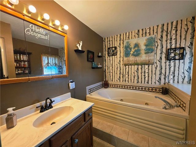 3915 Gile Hollow Road, Hinsdale, NY 14743