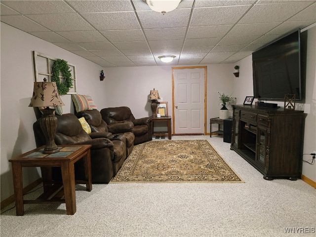 3915 Gile Hollow Road, Hinsdale, NY 14743