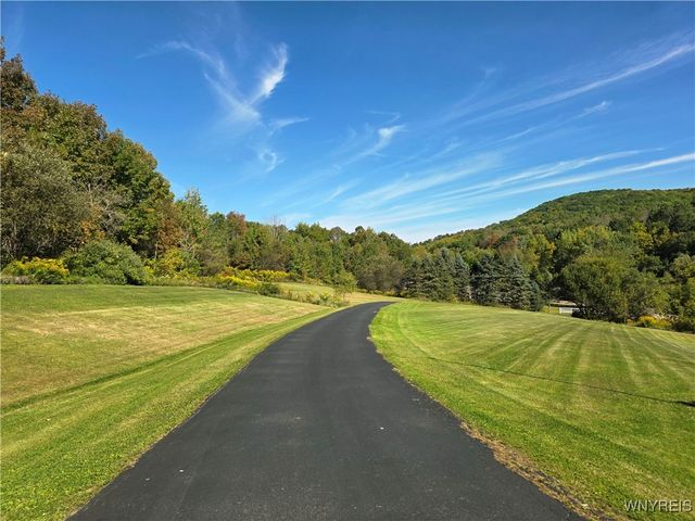 3915 Gile Hollow Road, Hinsdale, NY 14743