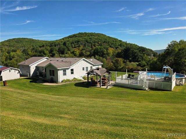 3915 Gile Hollow Road, Hinsdale, NY 14743
