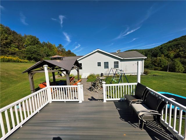 3915 Gile Hollow Road, Hinsdale, NY 14743