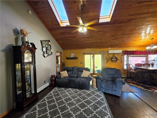 3915 Gile Hollow Road, Hinsdale, NY 14743