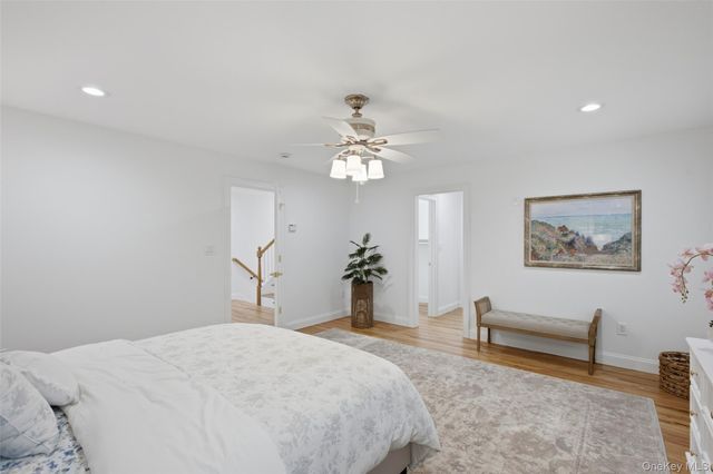 17 Nadworny Lane, Stony Brook, NY 11790