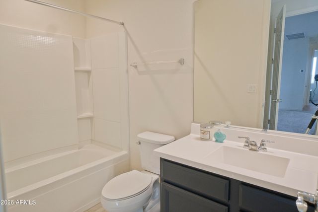 8433 S 70TH Drive, Laveen, AZ 85339