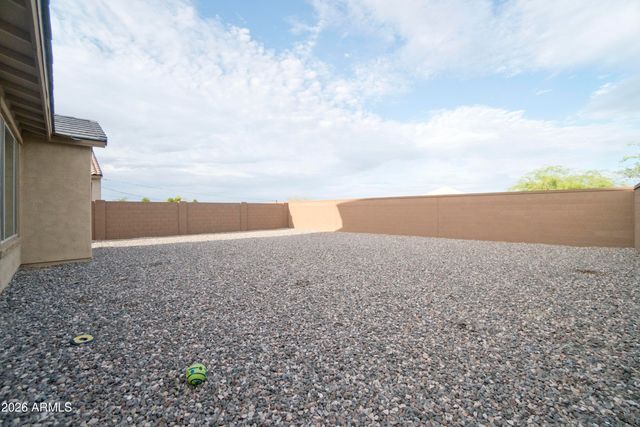 8433 S 70TH Drive, Laveen, AZ 85339