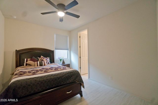 8433 S 70TH Drive, Laveen, AZ 85339