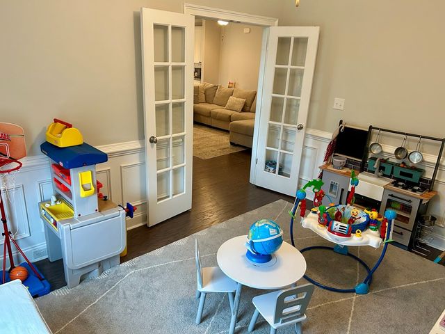 670 Charleston Mills Dr, Midland City, AL 36350