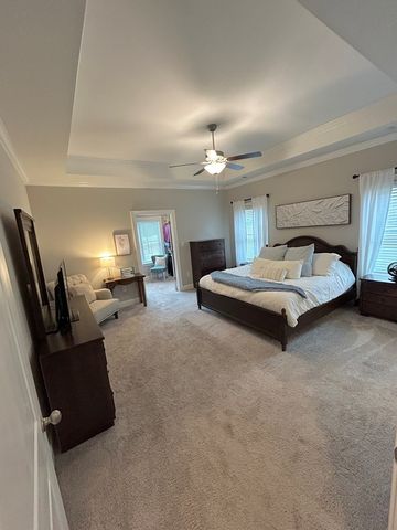 670 Charleston Mills Dr, Midland City, AL 36350