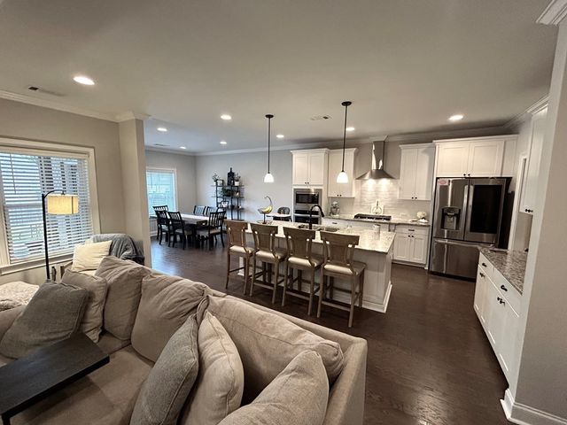 670 Charleston Mills Dr, Midland City, AL 36350