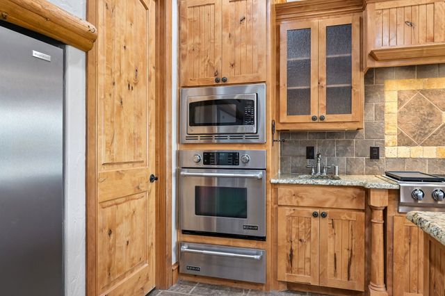 2085 Switzer Road, Sanger, TX 76266