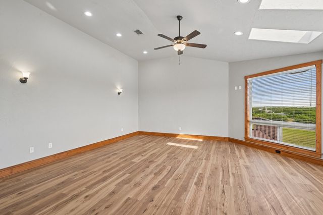 2085 Switzer Road, Sanger, TX 76266