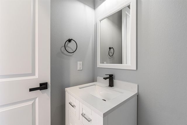 8475 Berry Brush, Houston, TX 77022