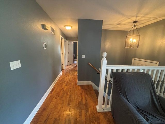 1410 Ridgeway Drive, Richmond, MO 64085